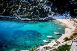 Pláž Ljubljeva - Vinišće