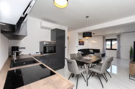 Apartmán Severní Dalmácie - Srima (Vodice) DA 4189 N3