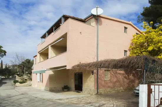 Apartmán Střední Dalmácie - Okrug Gornji DA 3329 N1