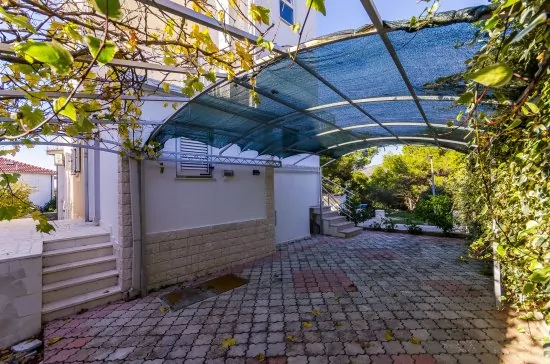 Apartmán Střední Dalmácie - Okrug Donji DA 3330 N5