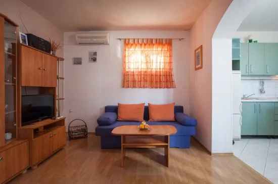 Apartmán Střední Dalmácie - Baška Voda DA 2107 N1