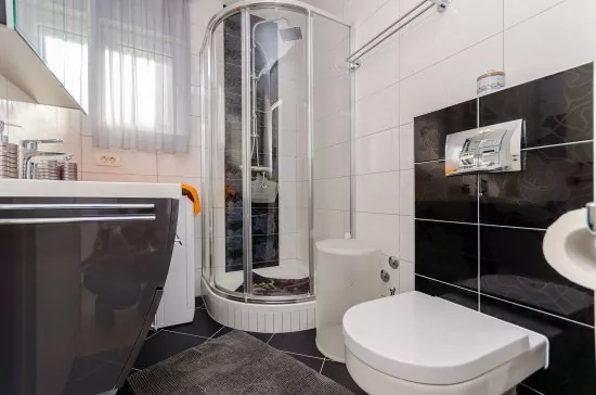 Apartmán Střední Dalmácie - Okrug Gornji DA 3331 N1