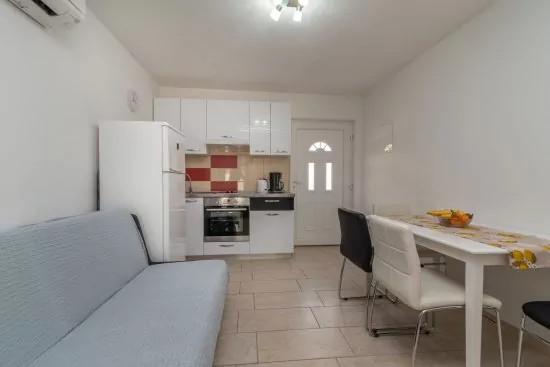Apartmán Střední Dalmácie - Seget Donji DA 3232 N4