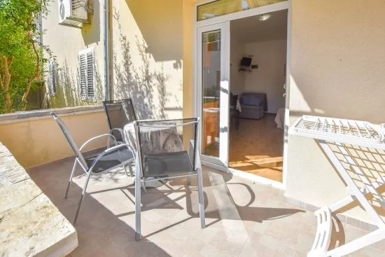 Apartmán Severní Dalmácie - Pakoštane DA 4605 N3