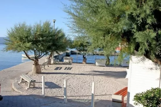 Moře a pláž 900 m pěší chůzí.