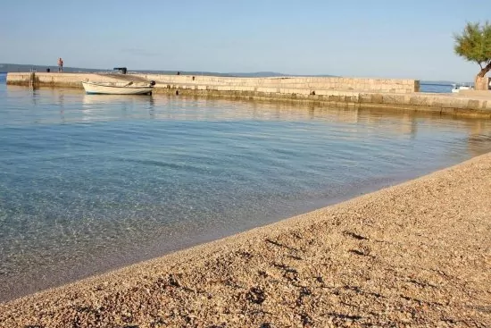 Moře a pláž 900 m pěší chůzí.