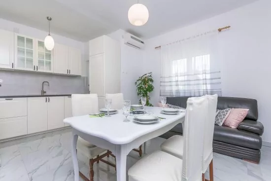Apartmán Střední Dalmácie - Omiš DA 2701 N4