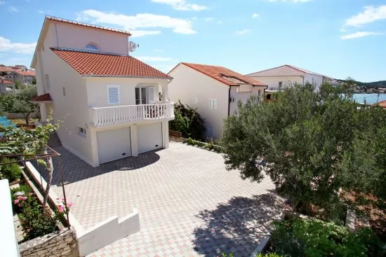 Apartmán Střední Dalmácie - Okrug Gornji DA 3332 N1