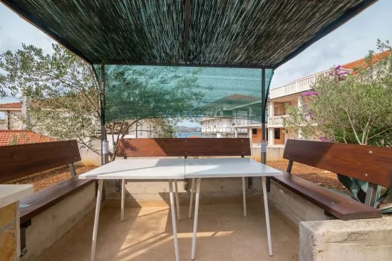 Apartmán Střední Dalmácie - Okrug Gornji DA 3332 N1