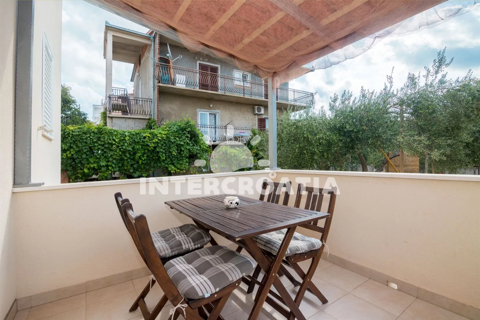 Apartmán Střední Dalmácie - Okrug Gornji DA 3332 N1