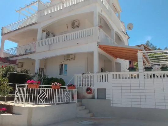 Apartmán Střední Dalmácie - Slatine (Čiovo) DA 3234 N1