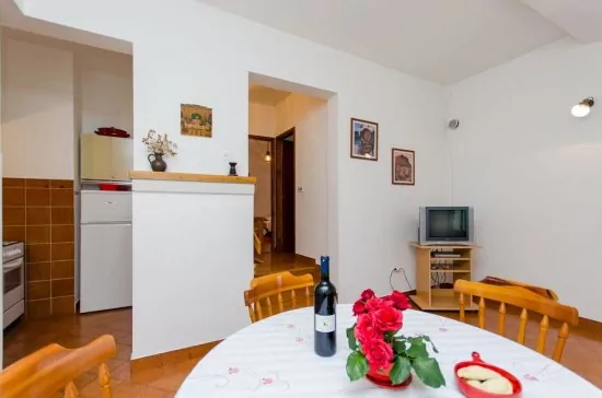 Apartmán Ostrov Hvar - Ivan Dolac OS 2012 N1