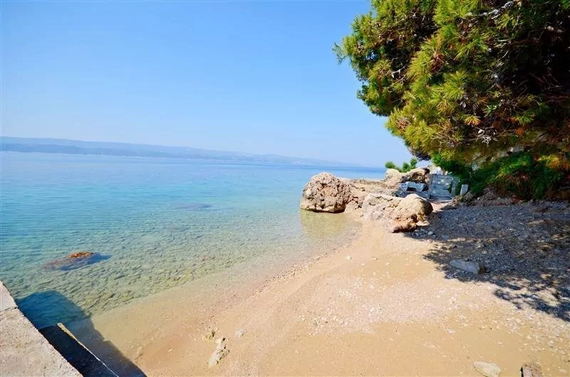 Stanići moře a pláž.