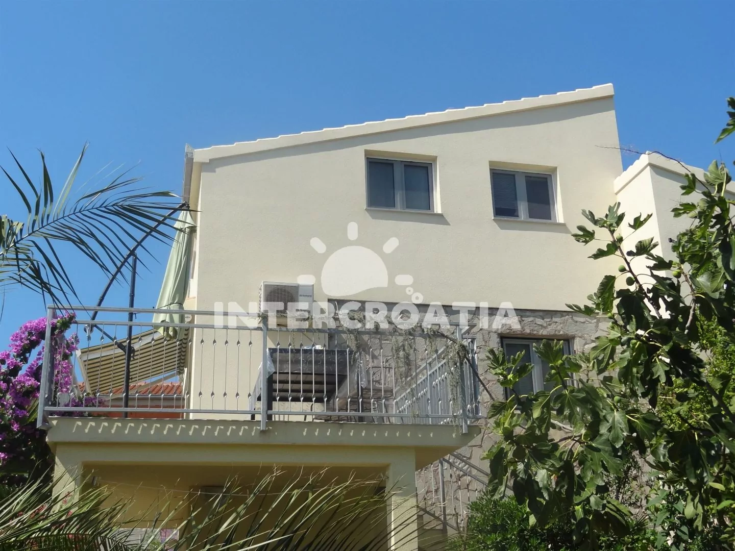 Apartmán Střední Dalmácie - Okrug Gornji DA 3334 N1