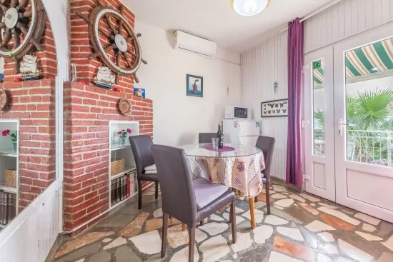 Apartmán Střední Dalmácie - Okrug Gornji DA 3334 N2