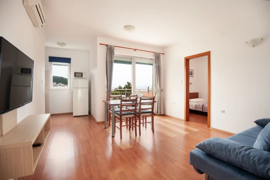 Apartmán Střední Dalmácie - Okrug Gornji DA 3335 N1