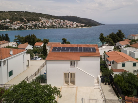 Apartmán Střední Dalmácie - Okrug Gornji DA 3335 N2