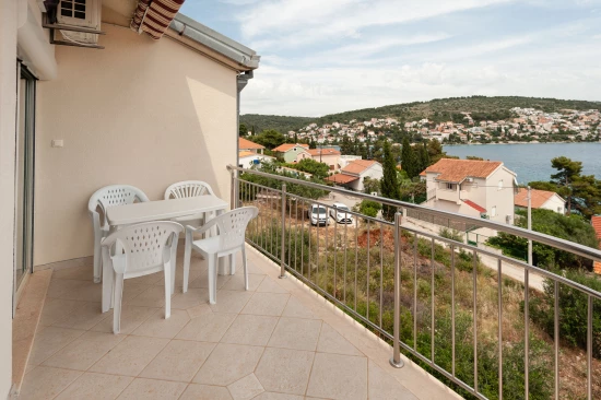 Apartmán Střední Dalmácie - Okrug Gornji DA 3335 N2