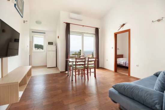 Apartmán Střední Dalmácie - Okrug Gornji DA 3335 N2