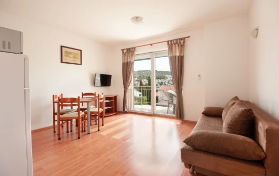 Apartmán Střední Dalmácie - Okrug Gornji DA 3335 N3