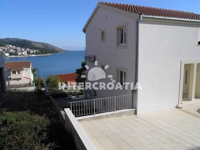 Apartmán Střední Dalmácie - Okrug Gornji DA 3335 N4