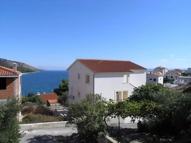 Apartmán Střední Dalmácie - Okrug Gornji DA 3335 N4