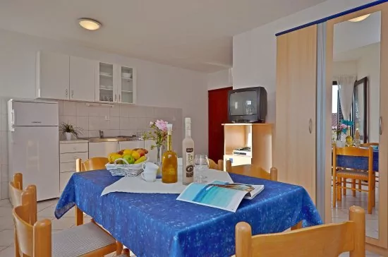 Apartmán Severní Dalmácie - Tribunj (Vodice) DA 4194 N2