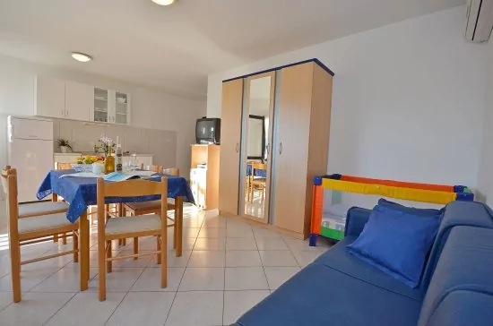 Apartmán Severní Dalmácie - Tribunj (Vodice) DA 4194 N2