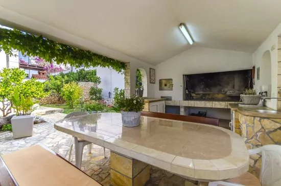 Apartmán Střední Dalmácie - Okrug Gornji DA 3336 N2