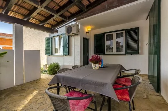 Apartmán Střední Dalmácie - Okrug Gornji DA 3336 N2