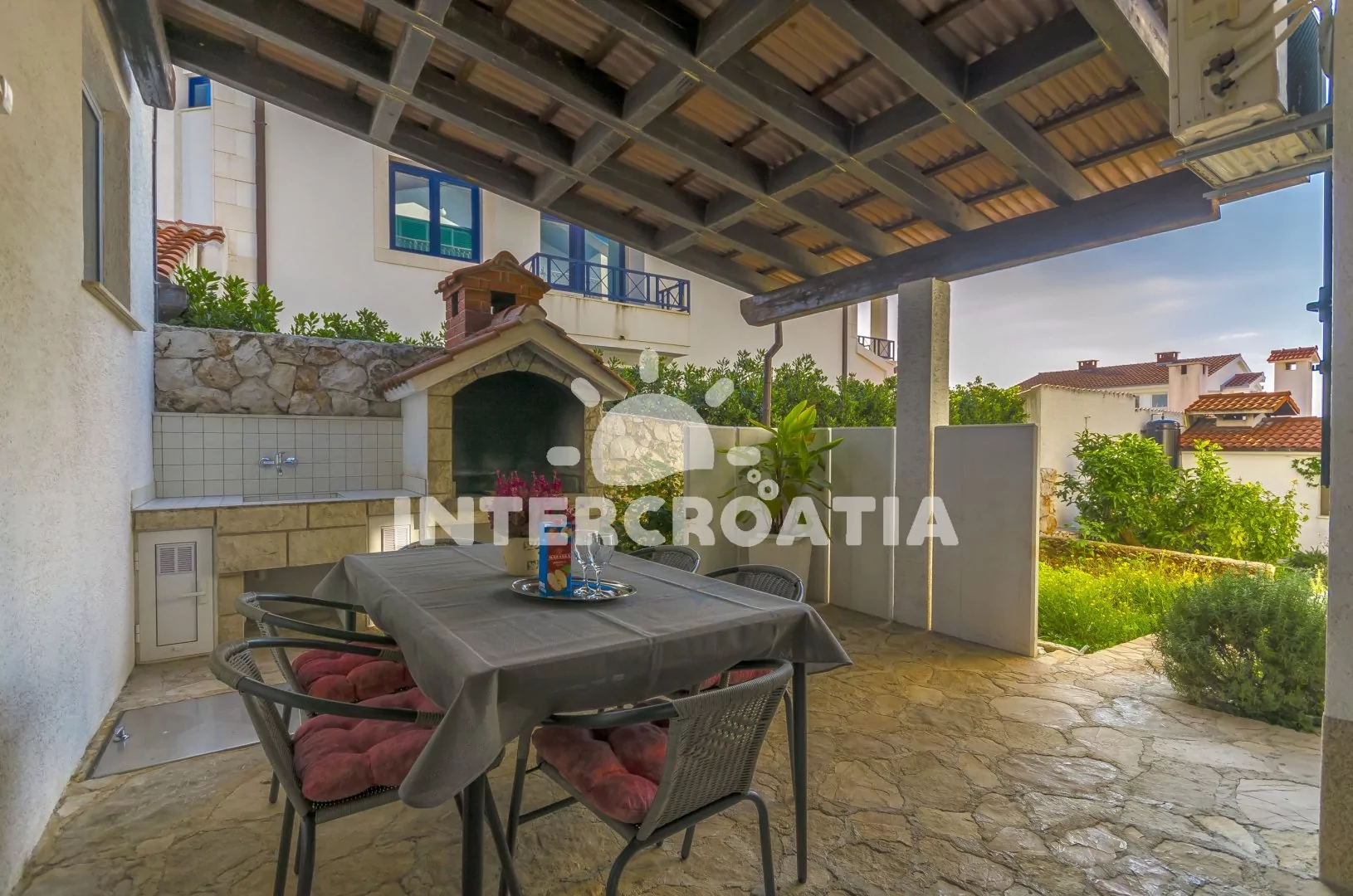 Apartmán Střední Dalmácie - Okrug Gornji DA 3336 N2