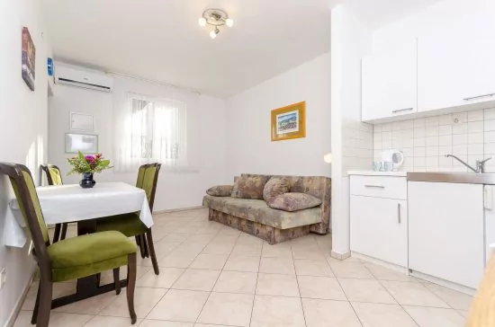 Apartmán Střední Dalmácie - Okrug Gornji DA 3336 N2