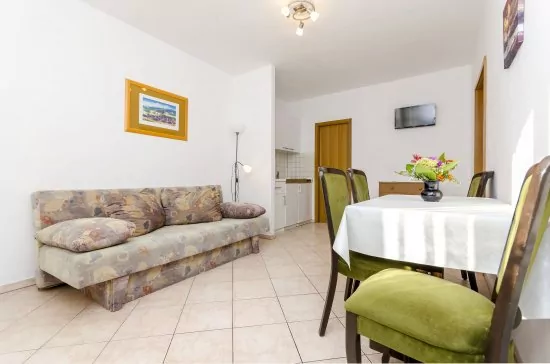 Apartmán Střední Dalmácie - Okrug Gornji DA 3336 N2
