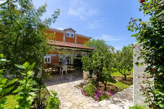 Apartmán Střední Dalmácie - Okrug Gornji DA 3336 N3