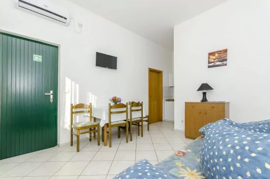 Apartmán Střední Dalmácie - Okrug Gornji DA 3336 N3
