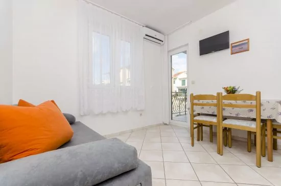 Apartmán Střední Dalmácie - Okrug Gornji DA 3336 N5