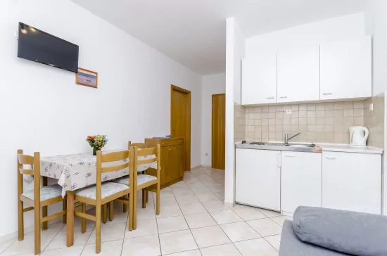Apartmán Střední Dalmácie - Okrug Gornji DA 3336 N5