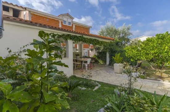 Apartmán Střední Dalmácie - Okrug Gornji DA 3336 N8