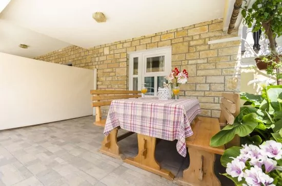 Apartmán Severní Dalmácie - Tribunj (Vodice) DA 4209 N1