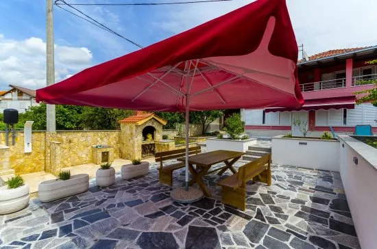 Apartmán Střední Dalmácie - Okrug Gornji DA 3337 N2