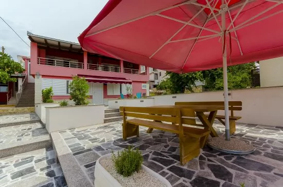 Apartmán Střední Dalmácie - Okrug Gornji DA 3337 N2