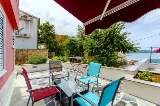 Apartmán Střední Dalmácie - Okrug Gornji DA 3337 N2