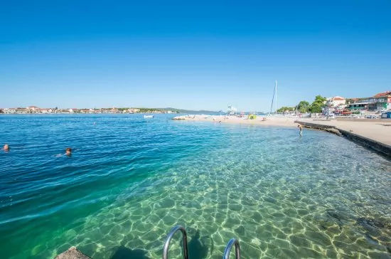 Brodarica pobřeží.