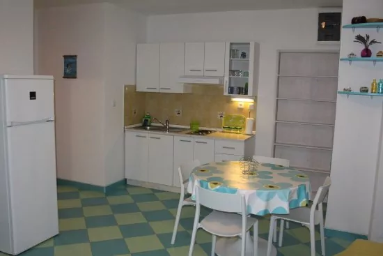 Apartmán Severní Dalmácie - Tribunj (Vodice) DA 4214 N2