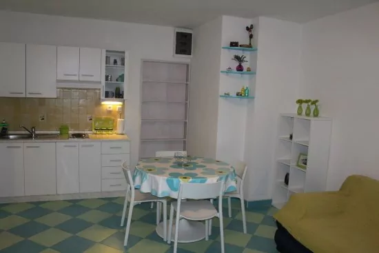 Apartmán Severní Dalmácie - Tribunj (Vodice) DA 4214 N2