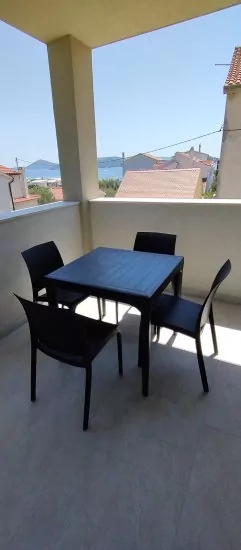 Apartmán Severní Dalmácie - Tribunj (Vodice) DA 4215 N2
