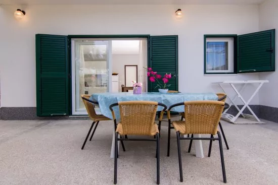 Apartmán Střední Dalmácie - Okrug Gornji DA 3339 N1