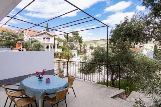 Apartmán Střední Dalmácie - Okrug Gornji DA 3339 N1