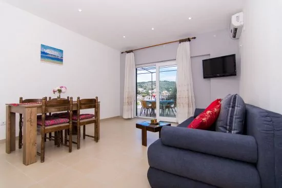 Apartmán Střední Dalmácie - Okrug Gornji DA 3339 N1