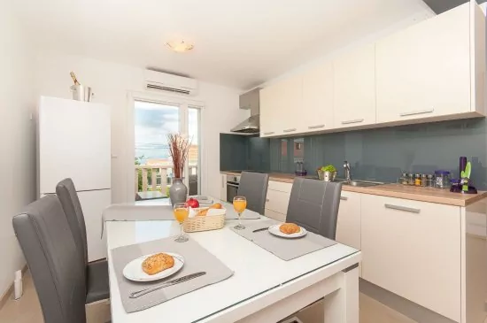 Apartmán Ostrov Brač - Supetar OS 2303 N3